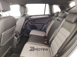 VOLKSWAGEN Tiguan 2.0 tdi Sport 150cv 9