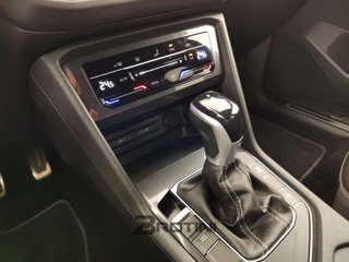 VOLKSWAGEN Tiguan 1.5 tsi R-Line 150cv dsg 10