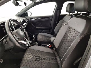 VOLKSWAGEN T-Roc 1.0 tsi R-Line 110cv 6