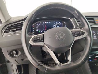 VOLKSWAGEN Tiguan 2.0 tdi Elegance 150cv dsg 12