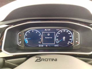 VOLKSWAGEN T-Roc 1.0 tsi R-Line 110cv 8