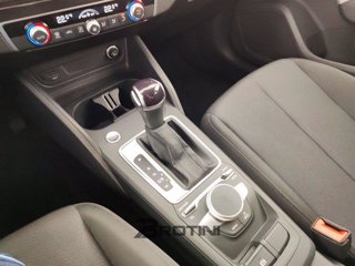 AUDI Q2 30 2.0 tdi Business 10