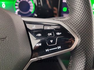 VOLKSWAGEN Golf 1.5 etsi evo R-Line 130cv dsg 11