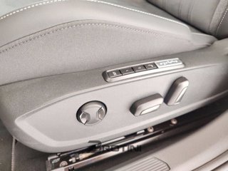 VOLKSWAGEN Golf 1.5 etsi 50 Years 150cv dsg 10