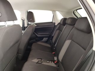 VOLKSWAGEN Polo 1.0 Life 80cv 9