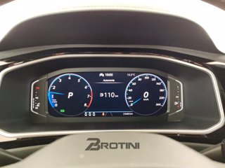 VOLKSWAGEN T-Roc 1.5 tsi R-Line dsg 12