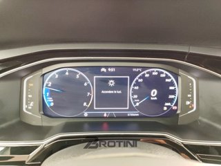 VOLKSWAGEN Taigo 1.0 tsi R-Line 110cv 12