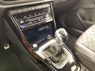 VOLKSWAGEN T-Roc 1.0 tsi R-Line 110cv 11