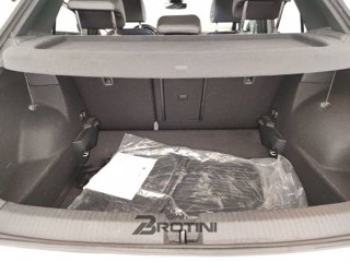 VOLKSWAGEN T-Roc 1.0 tsi R-Line 110cv 14