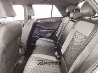 VOLKSWAGEN T-Roc 1.0 tsi R-Line 110cv 9
