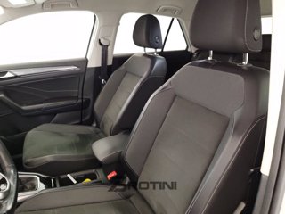 VOLKSWAGEN T-Roc 1.0 tsi Style 110cv 8