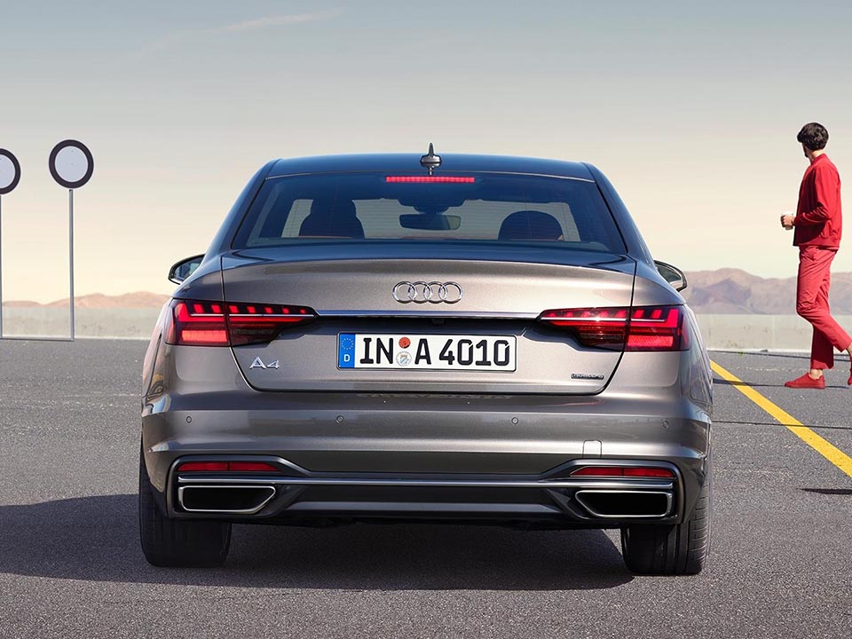 Audi A4 La Spezia e Massa fari LED