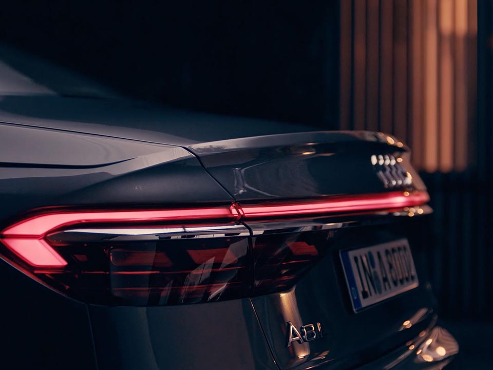 Audi A8 2