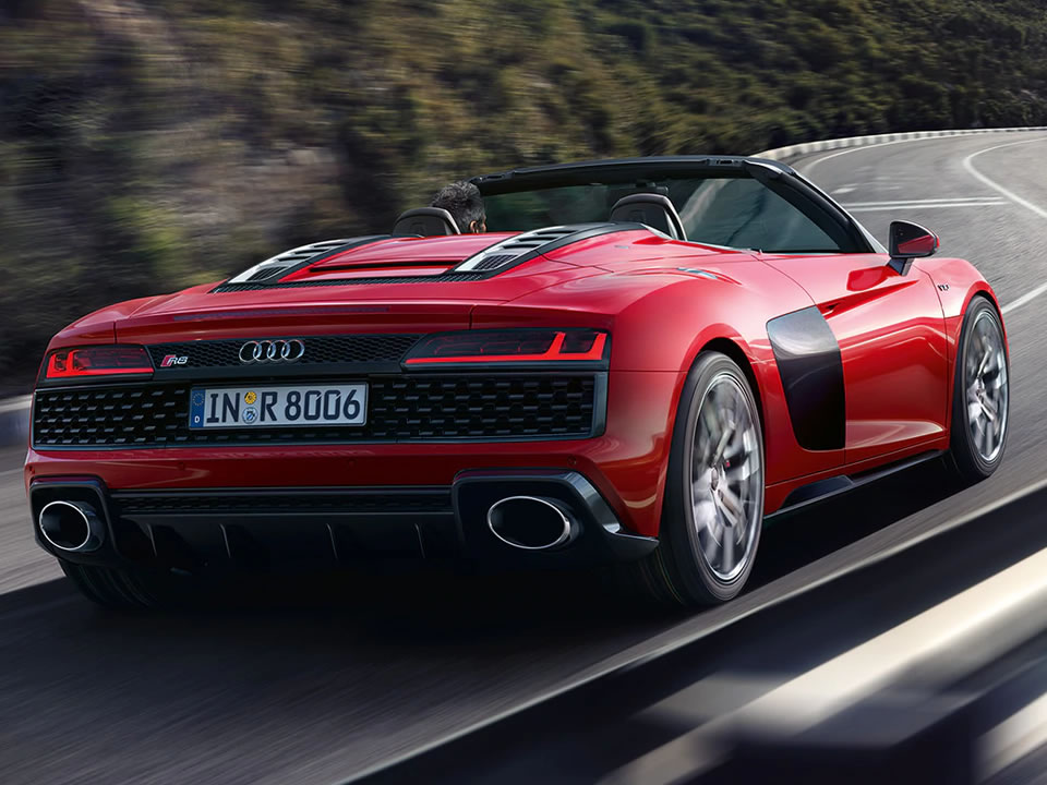 Audi R8 Spyder V10 Quattro La Spezia e Massa esterni