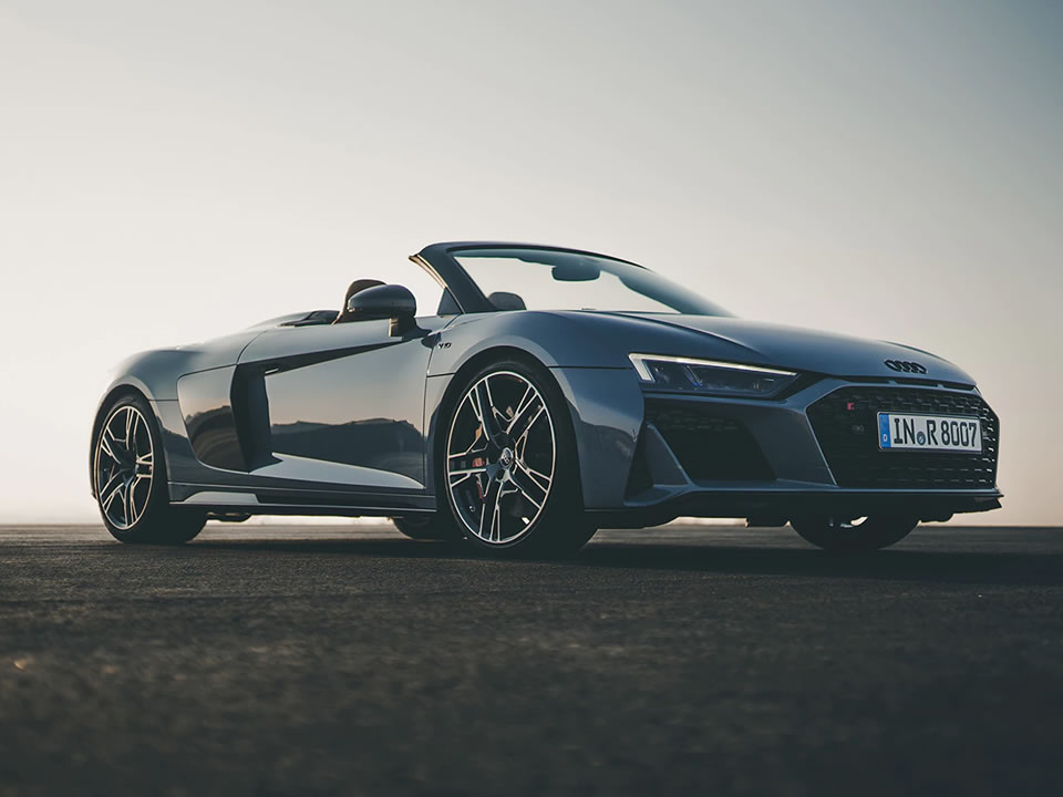 Audi R8 Spyder V10 Quattro La Spezia e Massa esterni 2