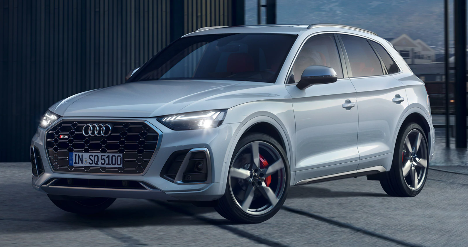 Audi SQ5 La Spezia e Massa esterni